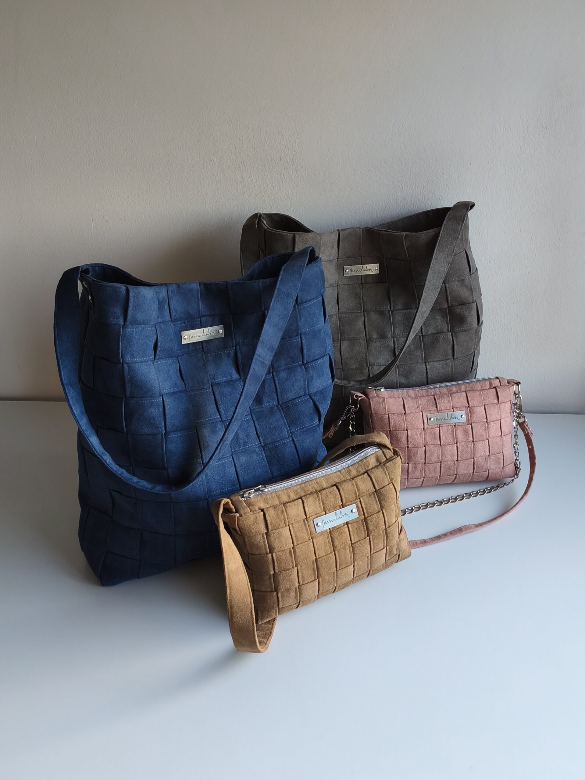 WOVEN BAGS