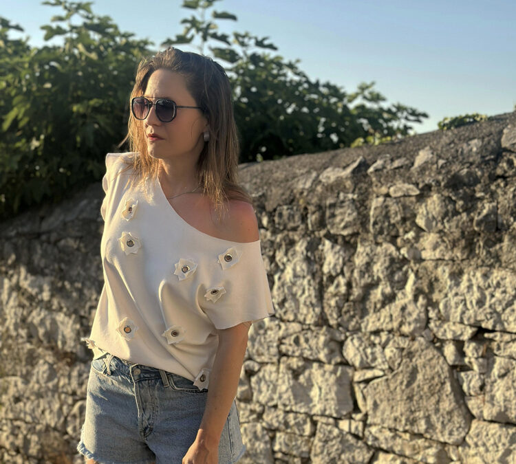 ORIGAMI EYELET TOP